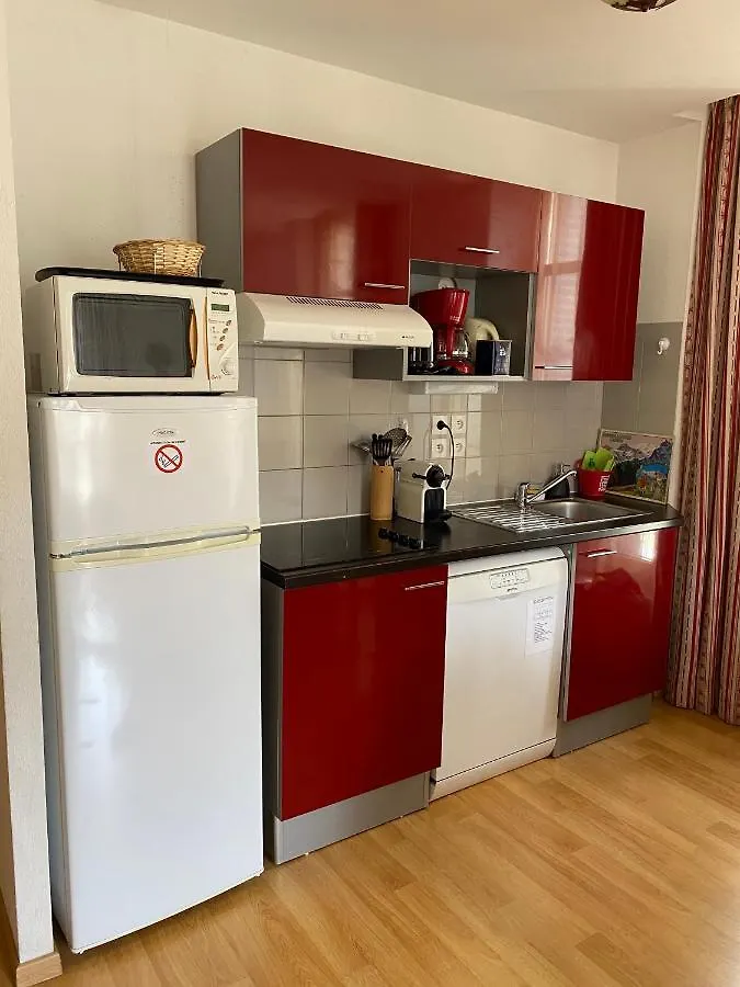 Apartamento Bagnères de Luchon, Résidence Val de Jade, Beau T3 meublé, plein centre, pour 4 ou 6 personnes