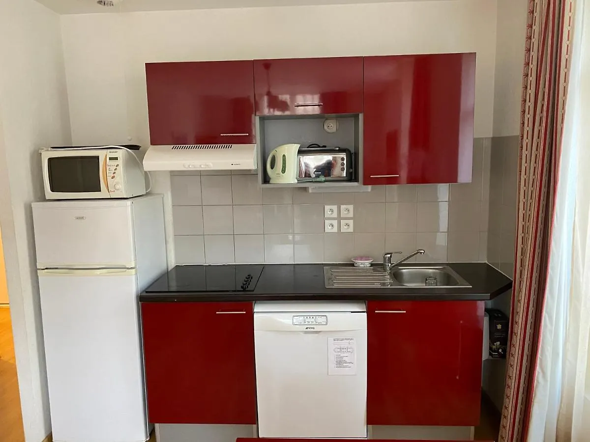 Bagnères de Luchon, Résidence Val de Jade, Beau T3 meublé, plein centre, pour 4 ou 6 personnes 0*, Bagnères-de-Luchon Francia