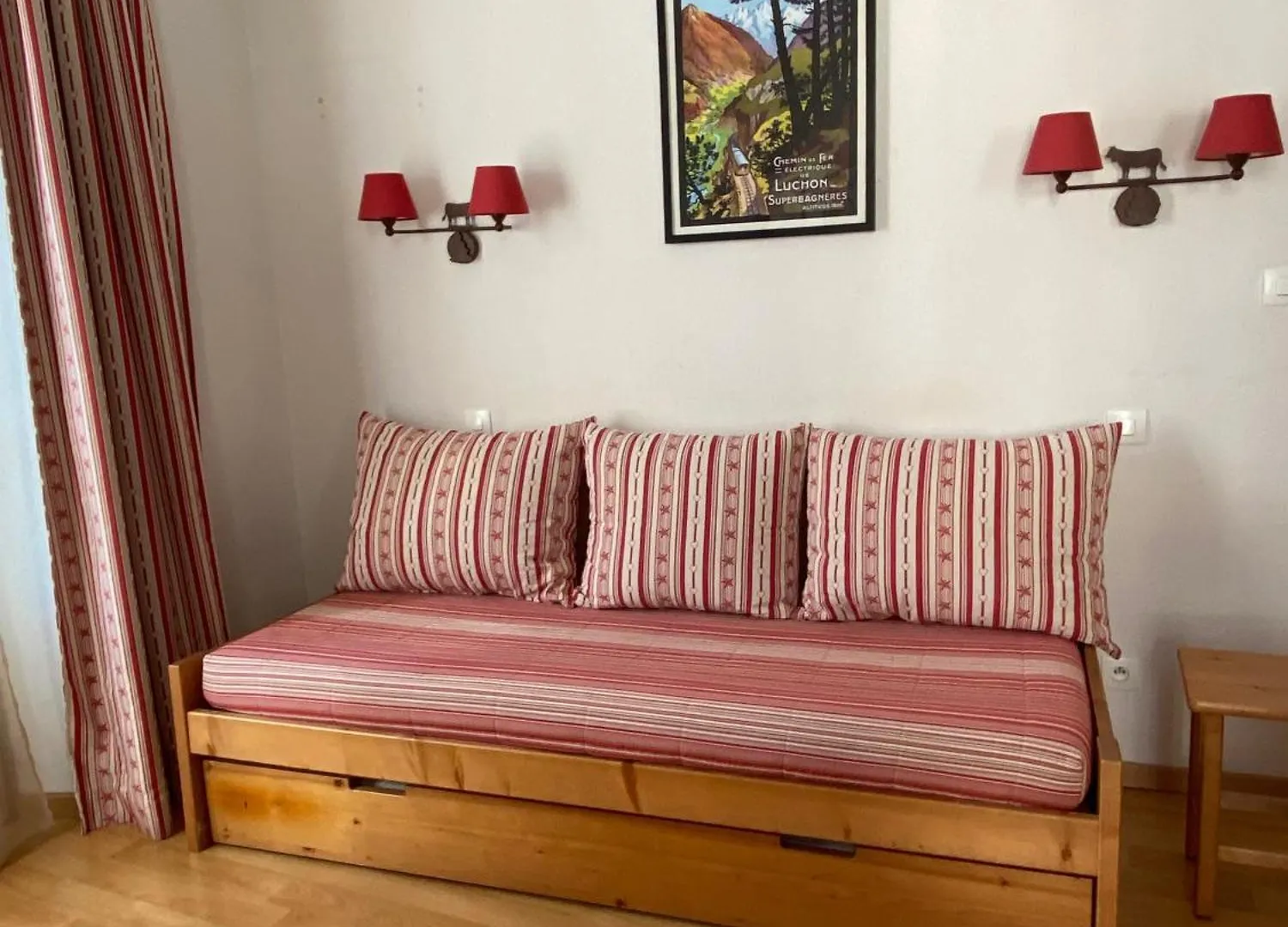 Bagnères de Luchon, Résidence Val de Jade, Beau T3 meublé, plein centre, pour 4 ou 6 personnes 0*, Bagnères-de-Luchon Francia