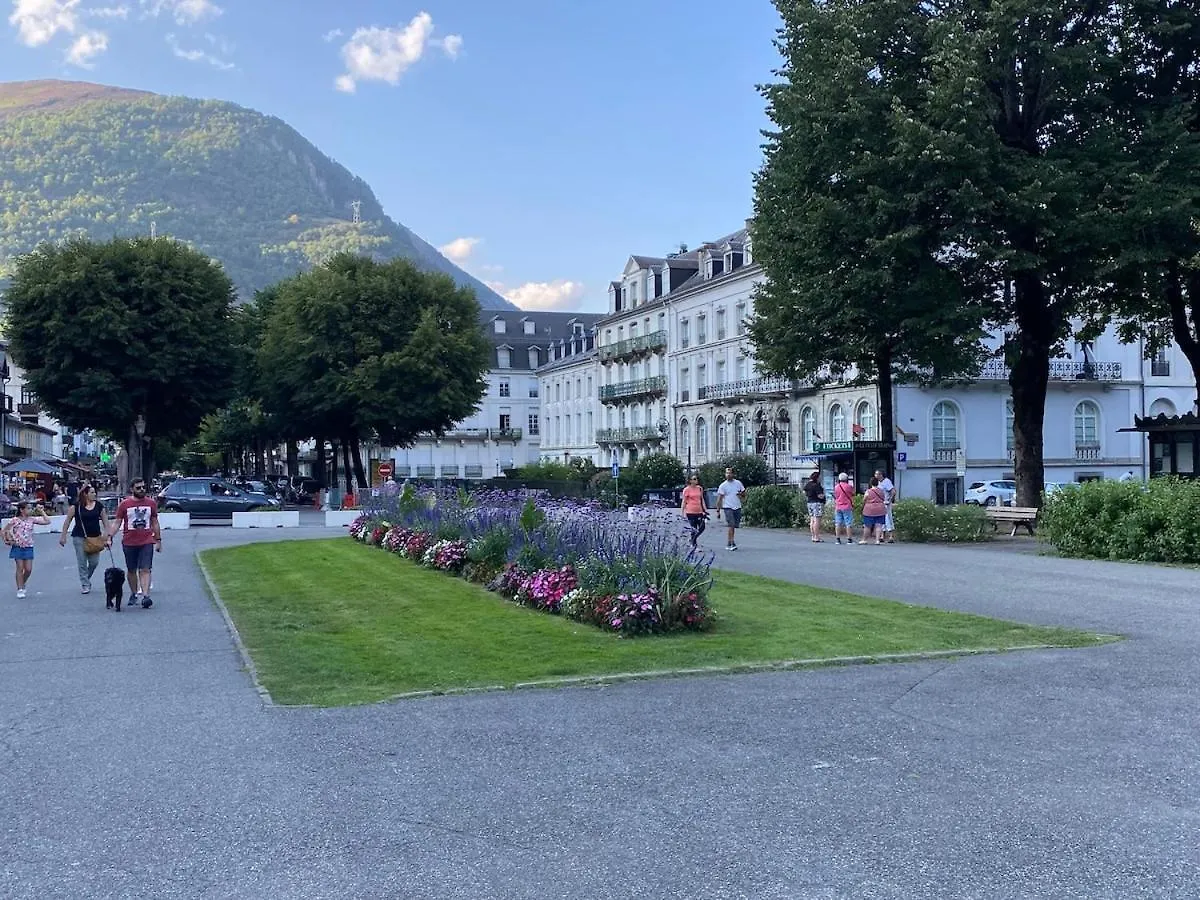 Bagnères de Luchon, Résidence Val de Jade, Beau T3 meublé, plein centre, pour 4 ou 6 personnes Bagnères-de-Luchon